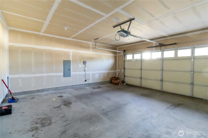 Property photo for 63 Crown Point Road, Longview photo 29