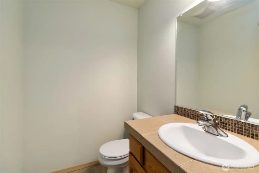 Property photo for 63 Crown Point Road, Longview photo 5