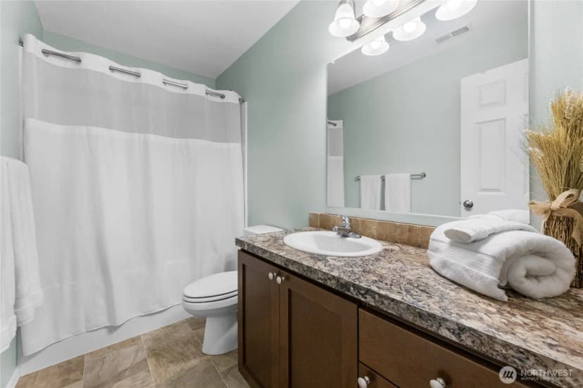 Property photo for 5029 45th Avenue Se, Lacey photo 23