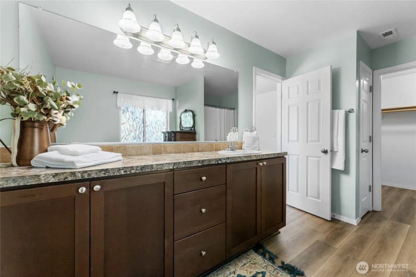 Property photo for 5029 45th Avenue Se, Lacey photo 19
