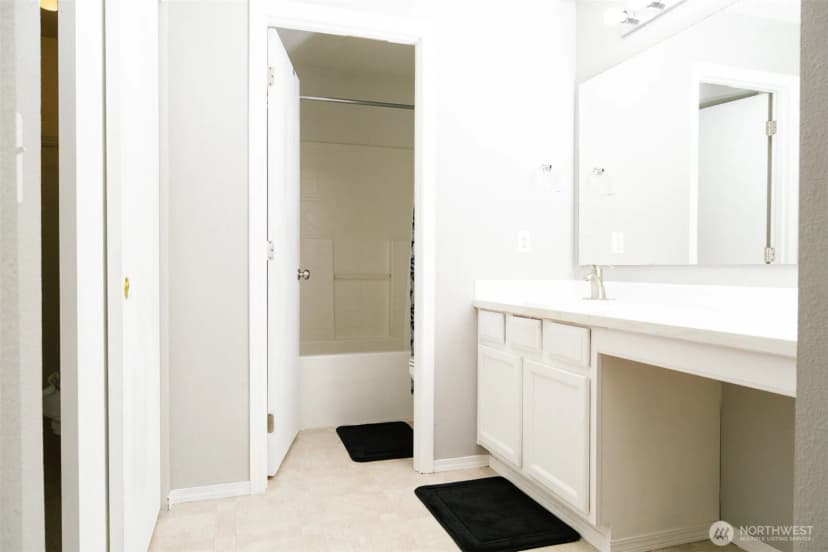 Property photo for 9818 184th Street East, Puyallup photo 21