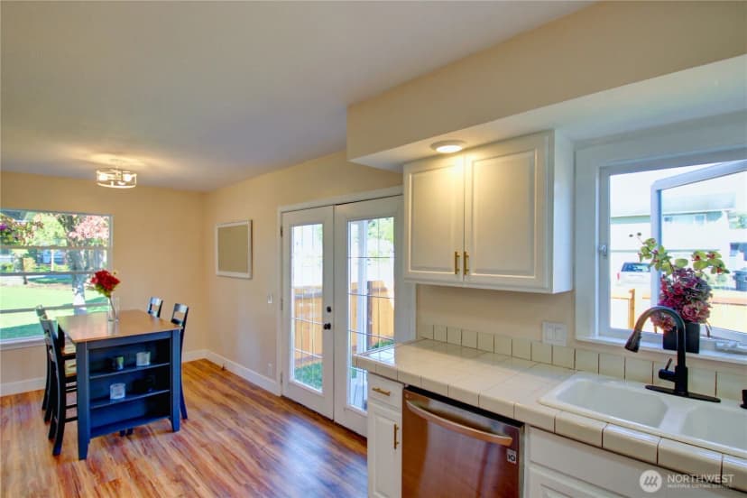 Property photo for 535 Bennett Street, Sedro Woolley photo 7