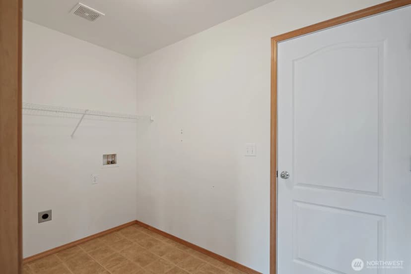 Property photo for 27713 Ridge Way, Stanwood photo 12