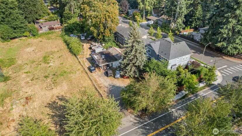 Property photo for 7512 132nd Avenue Ne, Kirkland photo 8