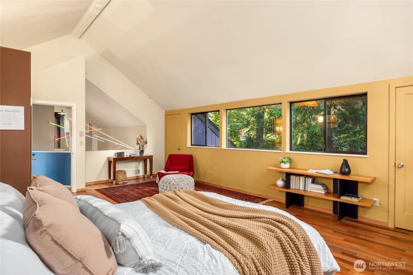 Property photo for 8750 Woodbank Drive Ne, Bainbridge Island photo 22