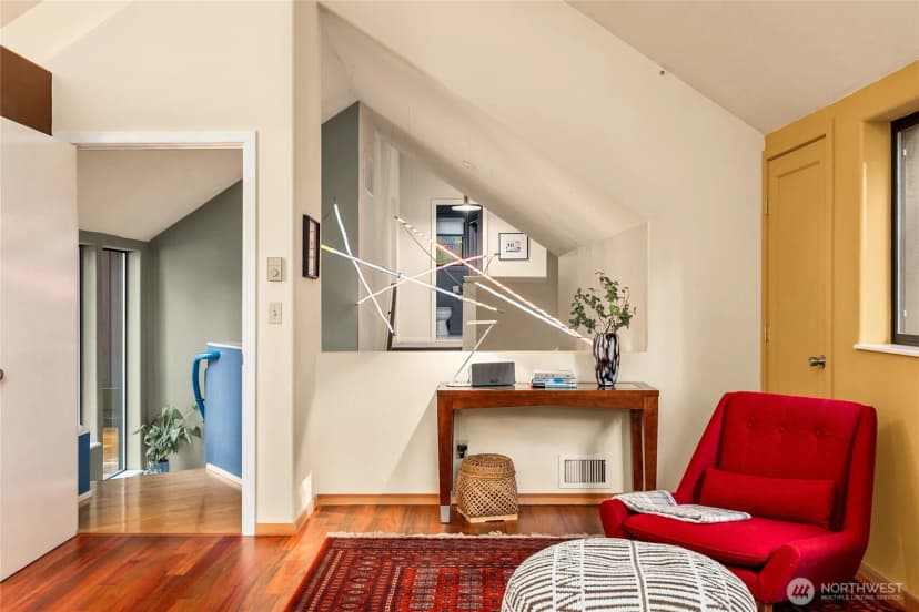 Property photo for 8750 Woodbank Drive Ne, Bainbridge Island photo 20