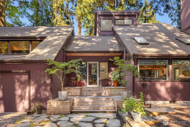 Property photo for 8750 Woodbank Drive Ne, Bainbridge Island photo 5