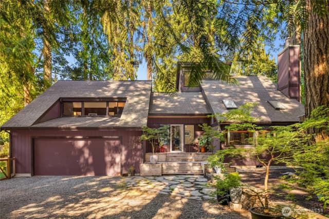 Property photo for 8750 Woodbank Drive Ne, Bainbridge Island photo 4
