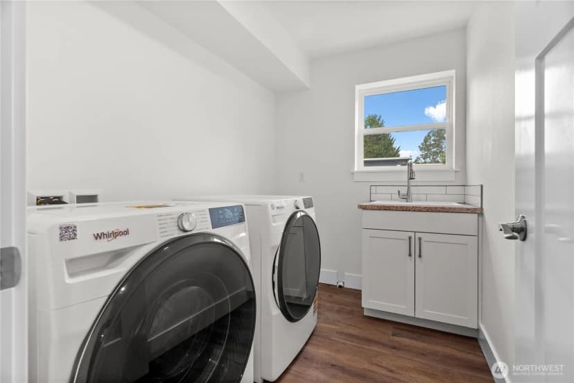 Property photo for 15205 Boat Street Sw, Lakewood photo 32