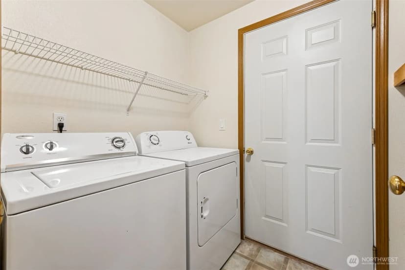 Property photo for 721 Riverside Lane E, Eatonville photo 20