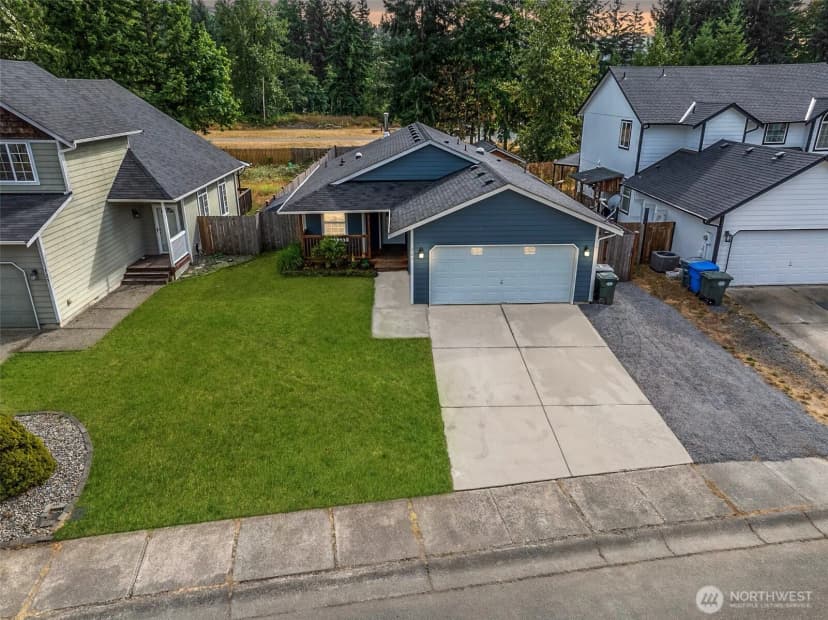 Property photo for 721 Riverside Lane E, Eatonville photo 32