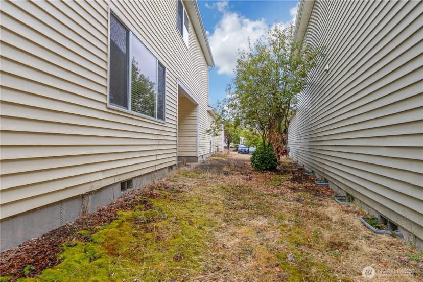 Property photo for 4305 Mckinley Street Ne, Lacey photo 4