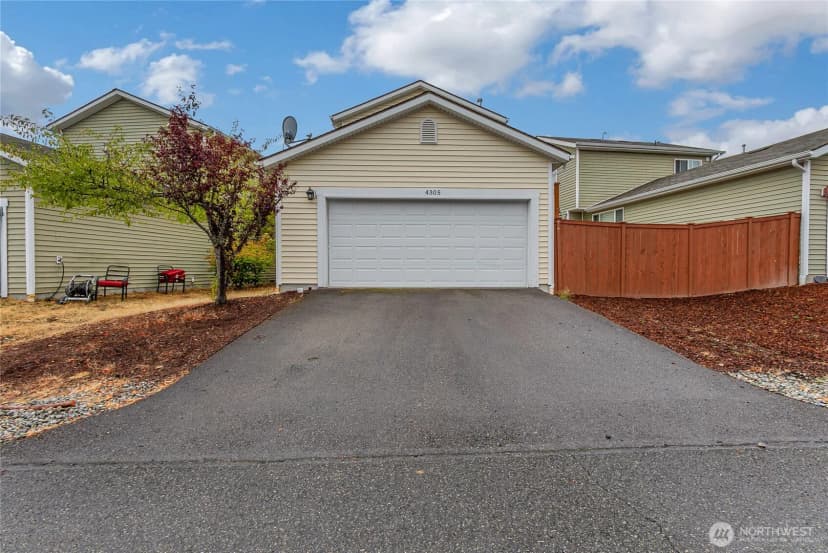 Property photo for 4305 Mckinley Street Ne, Lacey photo 6