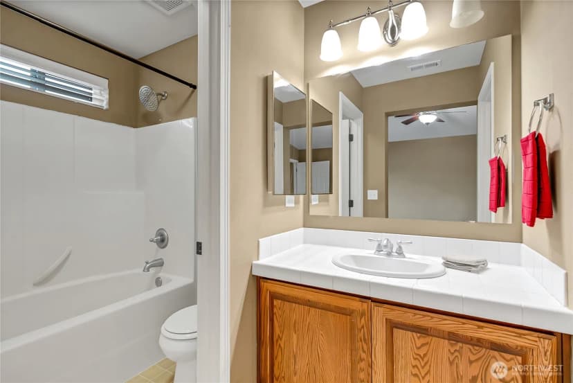 Property photo for 4305 Mckinley Street Ne, Lacey photo 15