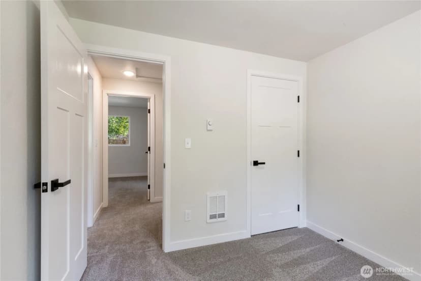 Property photo for 7611 Ne Beachwood Avenue, Poulsbo photo 16