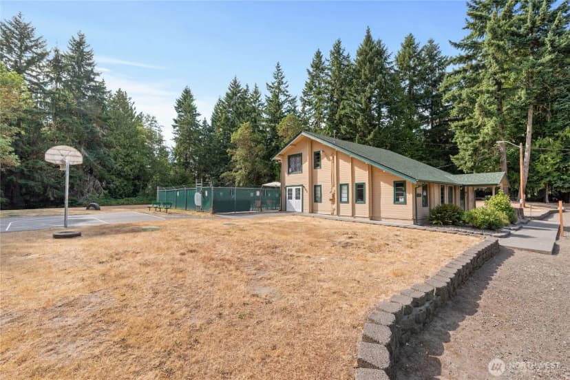 Property photo for 7611 Ne Beachwood Avenue, Poulsbo photo 33