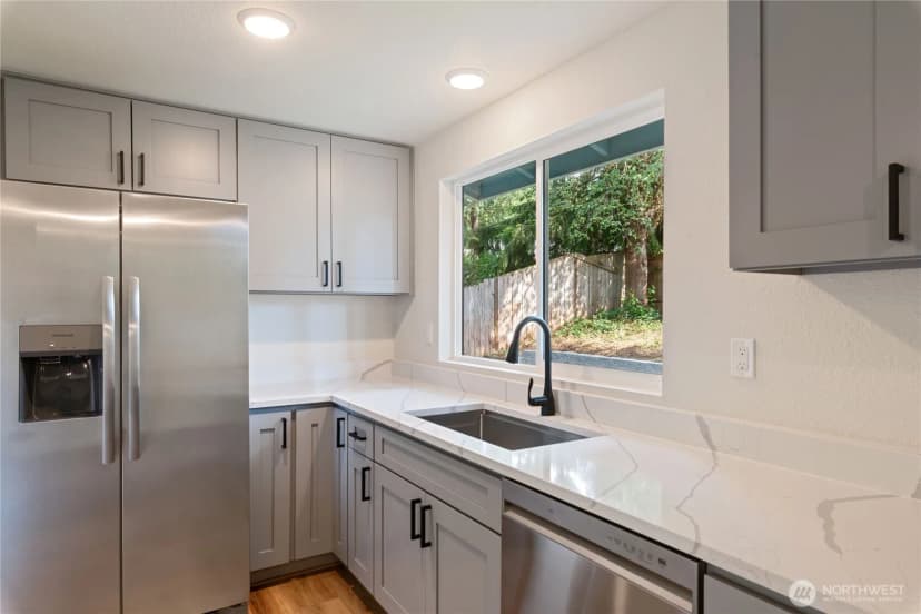 Property photo for 7611 Ne Beachwood Avenue, Poulsbo photo 9