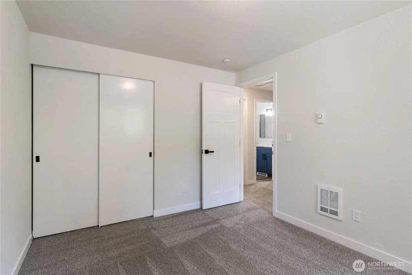 Property photo for 7611 Ne Beachwood Avenue, Poulsbo photo 17