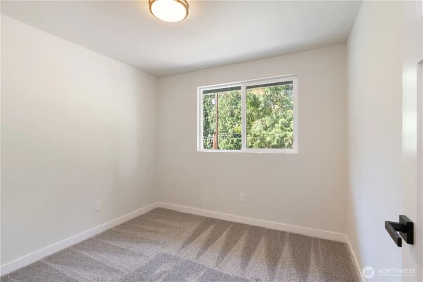 Property photo for 7611 Ne Beachwood Avenue, Poulsbo photo 15