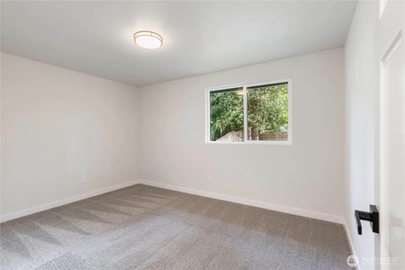 Property photo for 7611 Ne Beachwood Avenue, Poulsbo photo 18