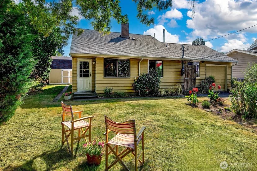 Property photo for 12102 10th Avenue Sw, Burien