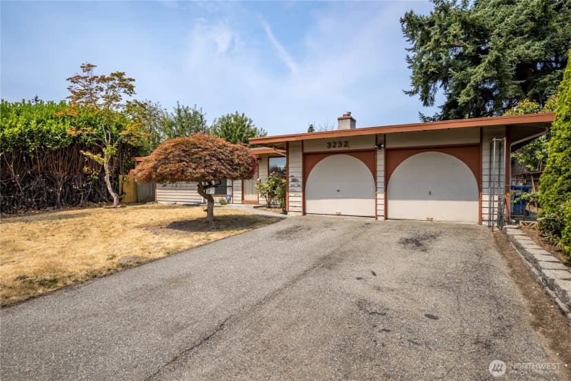Property photo for 3232 S 256th Street, Kent