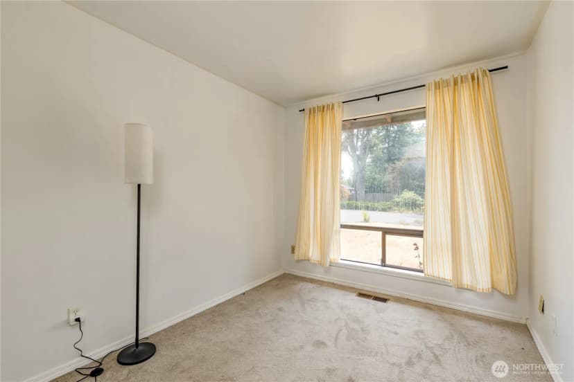Property photo for 3232 S 256th Street, Kent photo 15