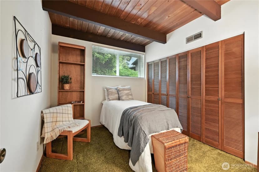 Property photo for 5418 Ne 200th Place, Lake Forest Park photo 22