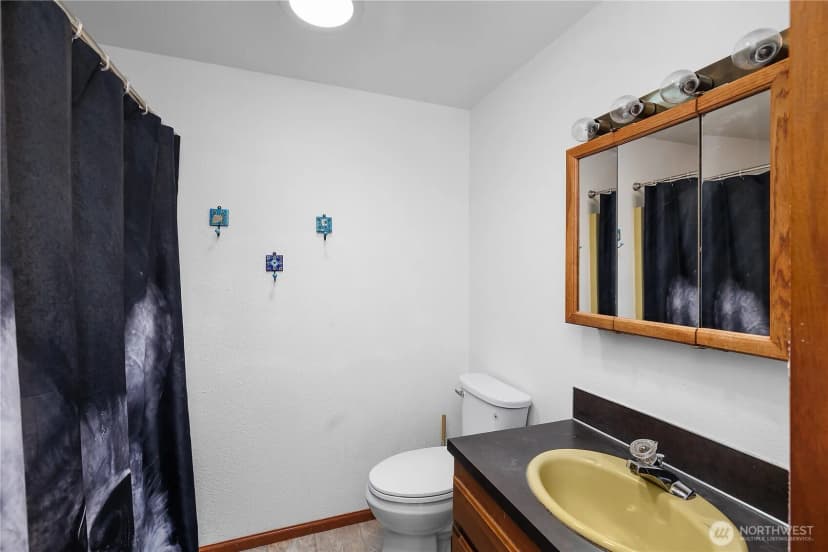 Property photo for 2139 Lakemoor, Olympia photo 20