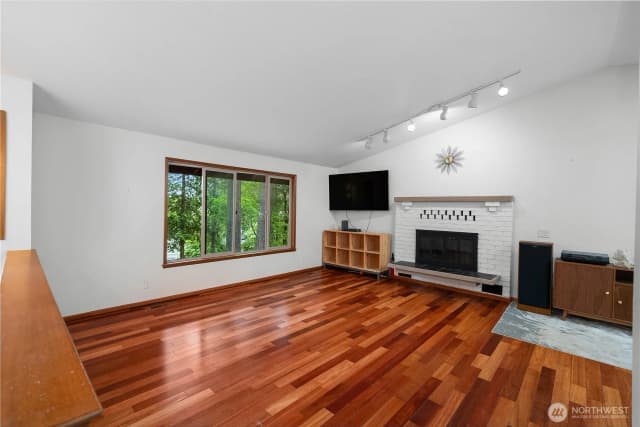 Property photo for 2139 Lakemoor, Olympia photo 3