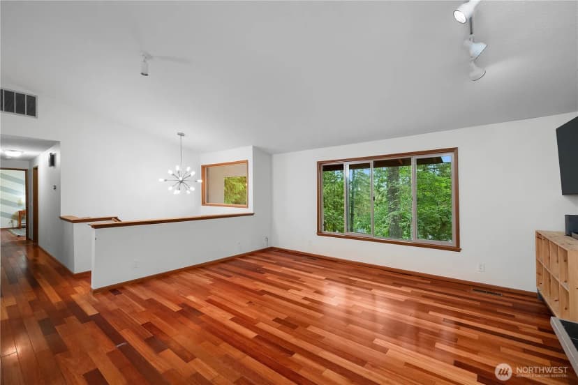 Property photo for 2139 Lakemoor, Olympia photo 5