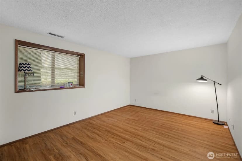 Property photo for 2139 Lakemoor, Olympia photo 24