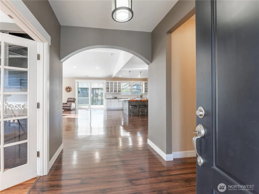 Property photo for 2115 5th Street, Wenatchee photo 6