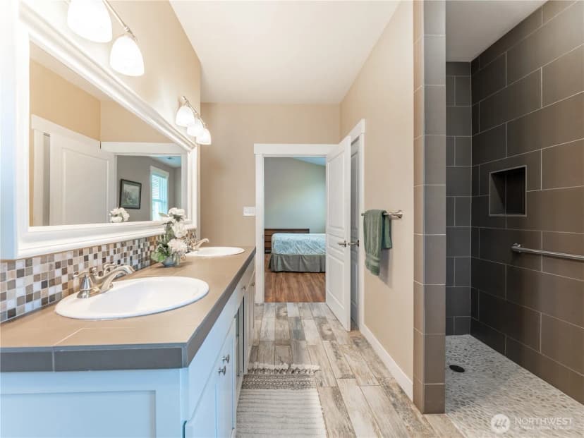 Property photo for 2115 5th Street, Wenatchee photo 26