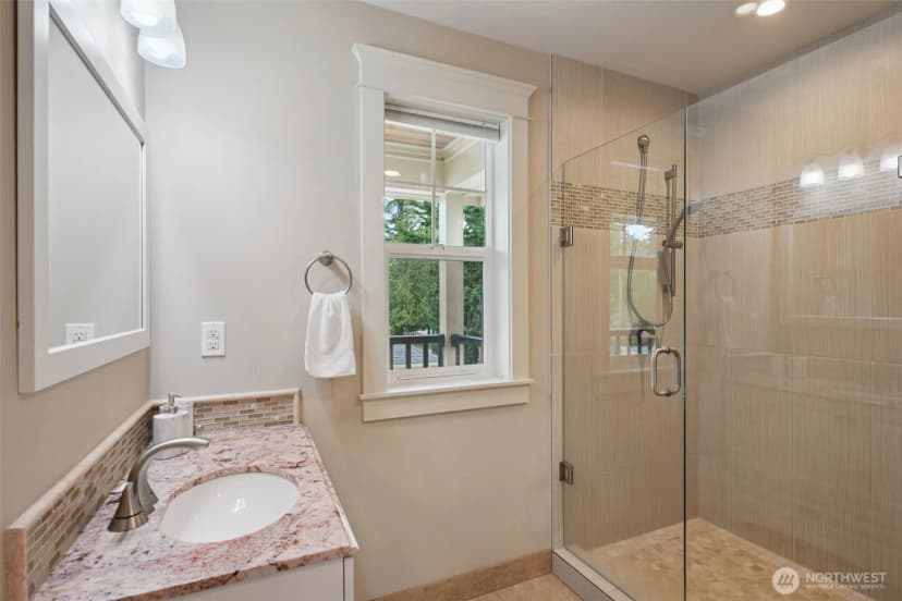 Property photo for 21201 Sweeney Road Se, Maple Valley photo 31