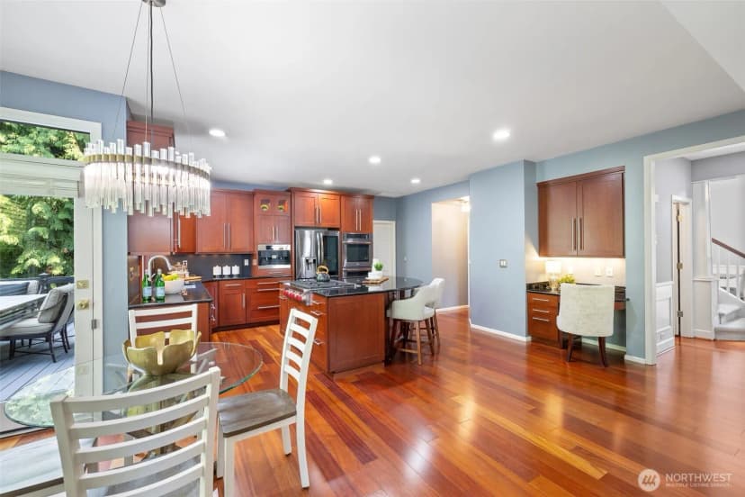 Property photo for 20518 Ne 26th Street, Sammamish photo 11