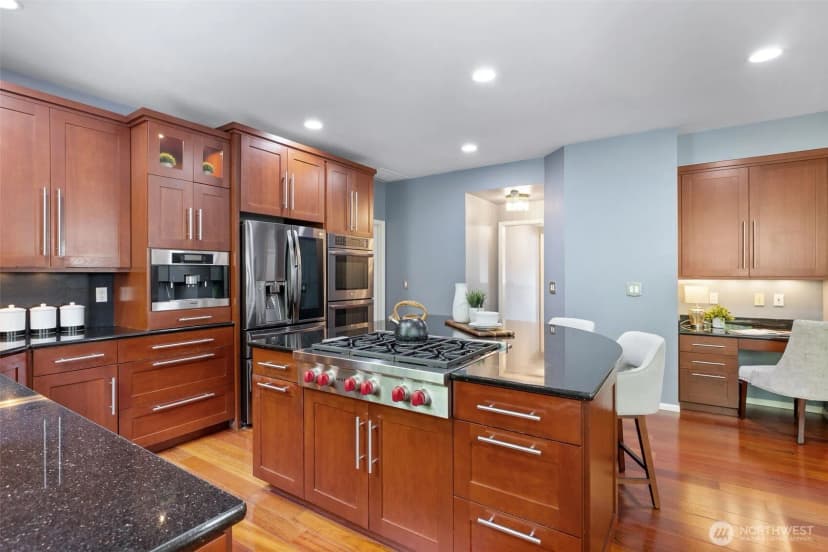 Property photo for 20518 Ne 26th Street, Sammamish photo 10
