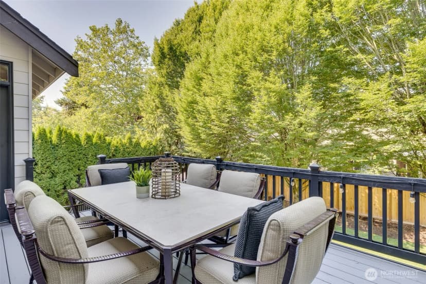 Property photo for 20518 Ne 26th Street, Sammamish photo 31