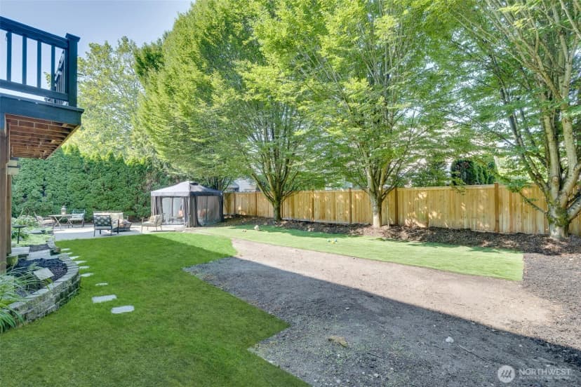 Property photo for 20518 Ne 26th Street, Sammamish photo 36