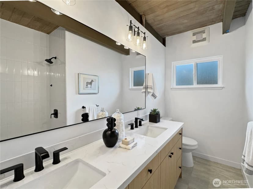 Property photo for 324 Valley Avenue E, Sumner photo 26