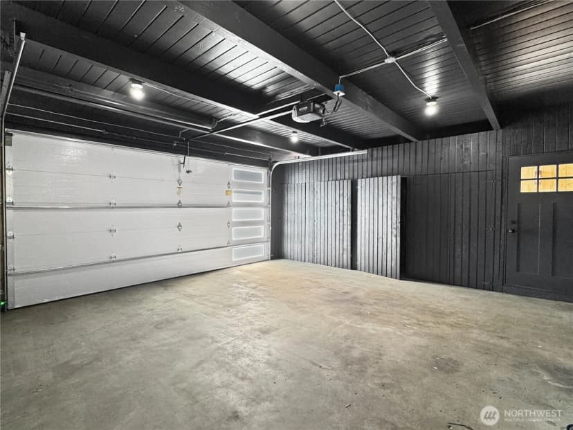 Property photo for 324 Valley Avenue E, Sumner photo 17
