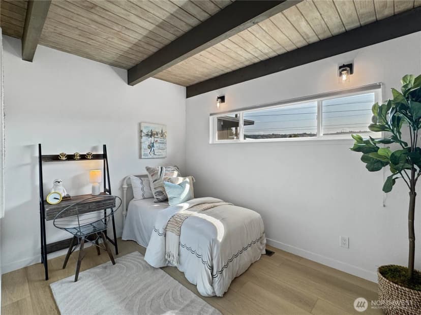 Property photo for 324 Valley Avenue E, Sumner photo 25