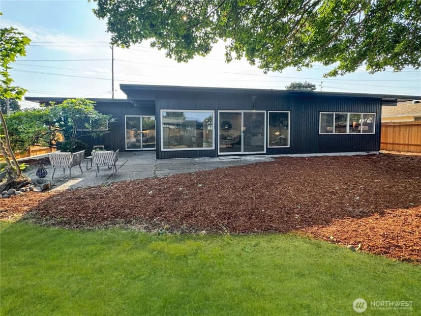 Property photo for 324 Valley Avenue E, Sumner photo 28