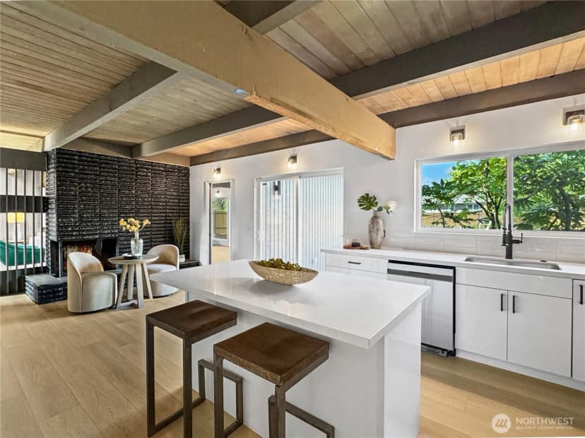 Property photo for 324 Valley Avenue E, Sumner photo 12