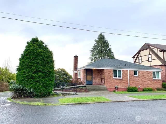 Property photo for 1722 4th Avenue N, Seattle