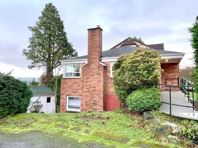 Property photo for 1722 4th Avenue N, Seattle photo 4