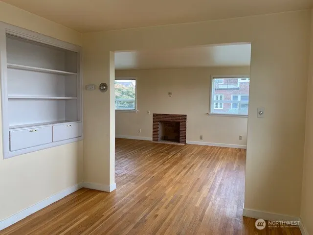 Property photo for 1722 4th Avenue N, Seattle photo 8
