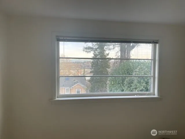 Property photo for 1722 4th Avenue N, Seattle photo 11