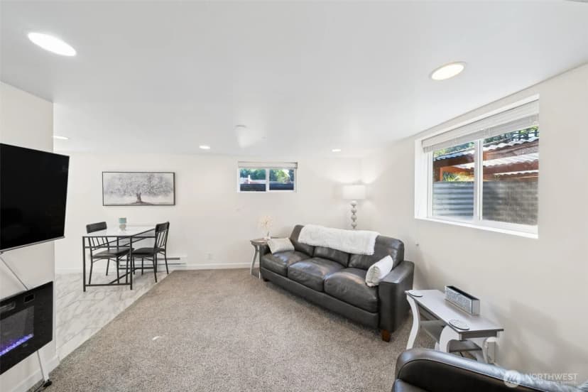Property photo for 1408 West Avenue, Port Orchard photo 16