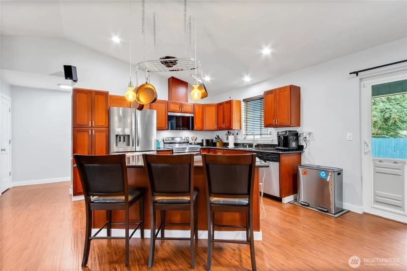 Property photo for 13614 Prairie Ridge Drive E, Bonney Lake photo 6